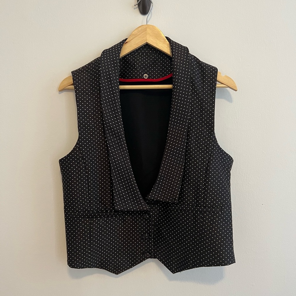 Vest - image 2